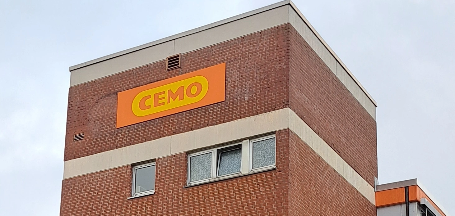 Nuestra historia con CEMO: más de 8 años como distribuidores en España
